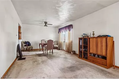 861 5th Avenue, Akron, OH 44306 - Photo 2