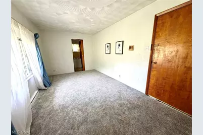 6291 Veterans Blvd, Chester, WV 26034 - Photo 16