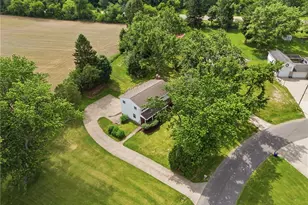 1430 Whitehall Dr, Mogadore, OH 44260 - Photo 2