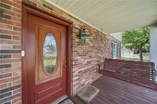 1430 Whitehall Dr, Mogadore, OH 44260 - Photo 12