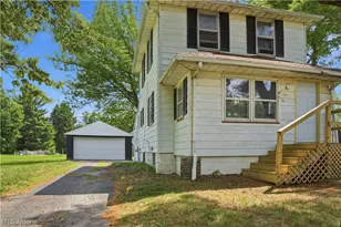 2453 Eddie St, Youngstown, OH 44509 - Photo 2