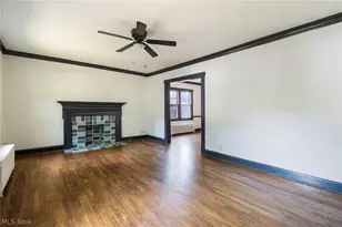 4337-4339 Chester Dr, Youngstown, OH 44512 - Photo 8