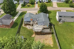 5766 Drenta Cir SW, Navarre, OH 44662 - Photo 4