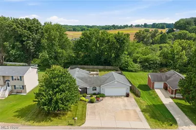 5766 Drenta Circle SW, Navarre, OH 44662 - Photo 38