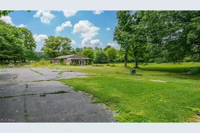 10432 State Route 303, Windham, OH 44288 - Photo 28