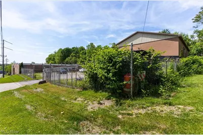 1104 Andrews Avenue, Youngstown, OH 44505 - Photo 40