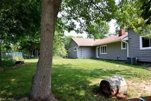 1031 E Wallings Rd, Grandview Heights, OH 44147 - Photo 42