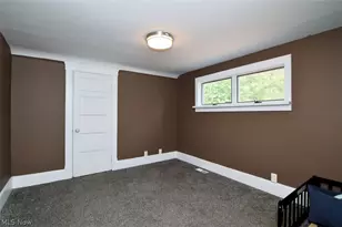 1031 E Wallings Rd, Grandview Heights, OH 44147 - Photo 32