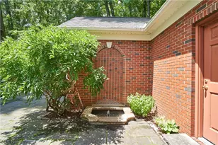 3807 Mapleleaf Hill, Bath, OH 44333 - Photo 6