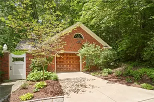 3807 Mapleleaf Hill, Bath, OH 44333 - Photo 34