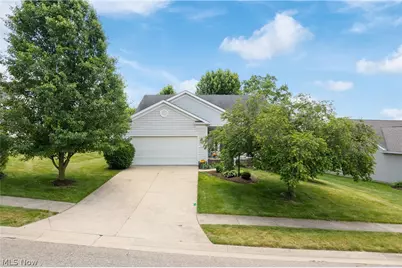 9250 Forest Trail Avenue NW, Massillon, OH 44647 - Photo 1