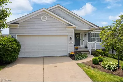9250 Forest Trail Avenue NW, Massillon, OH 44647 - Photo 2
