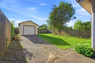761 Glendora Ave, Akron, OH 44320 - Photo 34