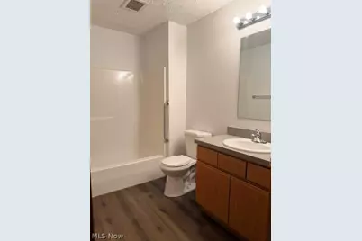 1898 Springfield Lake Boulevard #105, Akron, OH 44312 - Photo 6