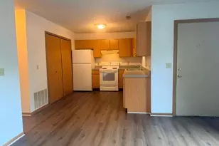 1898 Springfield Lake Blvd, Akron, OH 44312 - Photo 2