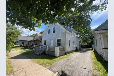 3421 W 60th Street, Loveland, OH 44102 - Photo 2