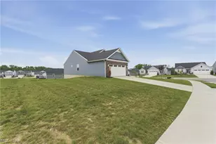 3111 Starlight Cir, Akron, OH 44312 - Photo 4