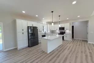 136 S Chestnut St, Gnadenhutten, OH 44629 - Photo 10