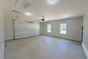 136 S Chestnut St, Gnadenhutten, OH 44629 - Photo 24