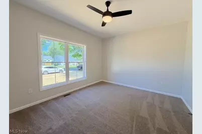 136 S Chestnut Street, Gnadenhutten, OH 44629 - Photo 22
