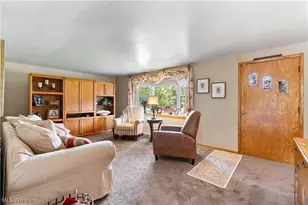 1461 Deermont Ave SW, Massillon, OH 44647 - Photo 4