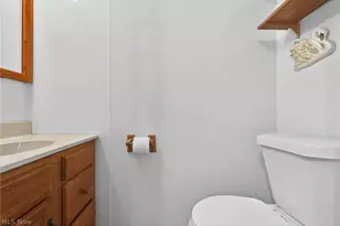 2115 Kenyon Ave NW, Massillon, OH 44647 - Photo 14