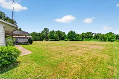 2115 Kenyon Avenue NW, Massillon, OH 44647 - Photo 24
