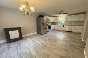 1351 Winhurst Dr, Akron, OH 44313 - Photo 4