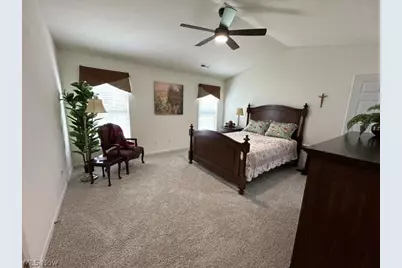 566 Colonial Drive, Painesville, OH 44077 - Photo 14