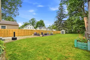 38235 Woodside Ave, Willoughby, OH 44094 - Photo 2