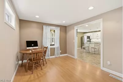 38235 Woodside Avenue, Willoughby, OH 44094 - Photo 10
