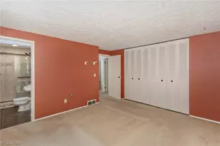 9090 Aileen Dr, Mentor, OH 44060 - Photo 14