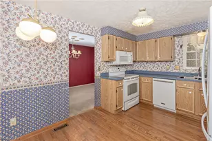 9090 Aileen Dr, Mentor, OH 44060 - Photo 6
