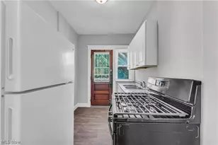 1321 W 85th St, Loveland, OH 44102 - Photo 14