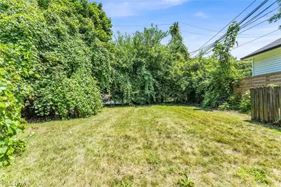 1321 W 85th Street #2, Loveland, OH 44102 - Photo 22