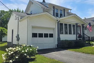 116 Moffet Ave, Chardon, OH 44024 - Photo 2