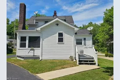 116 Moffet Avenue, Chardon, OH 44024 - Photo 4