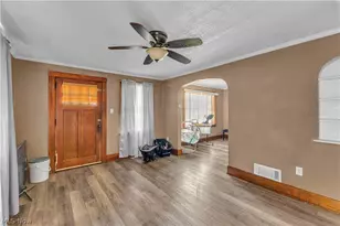 422 5th St, Struthers, OH 44471 - Photo 4
