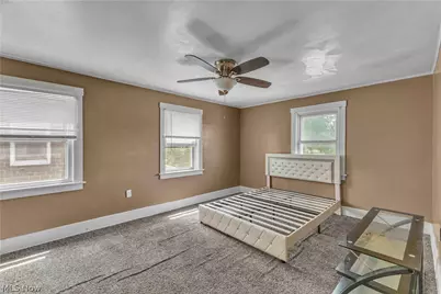 422 5th Street, Struthers, OH 44471 - Photo 16