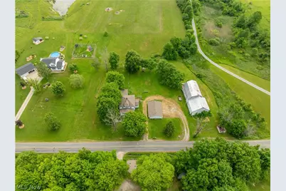 3372 McClintocksburg Road, Diamond, OH 44412 - Photo 2