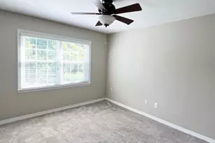 20301 Shelburne Rd, Huber Heights, OH 44118 - Photo 28