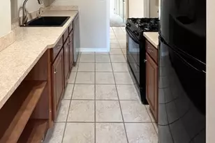 20301 Shelburne Rd, Huber Heights, OH 44118 - Photo 4