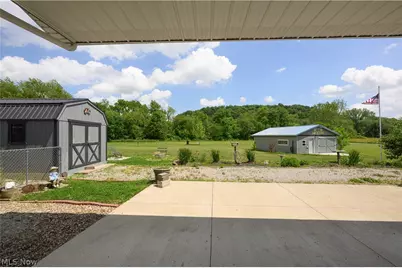 9427 Stonecreek Road SW, Newcomerstown, OH 43832 - Photo 6