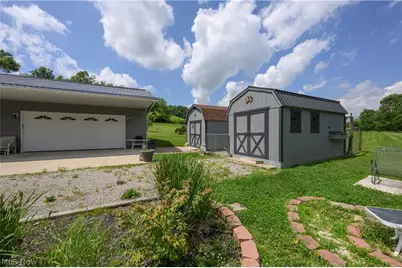 9427 Stonecreek Road SW, Newcomerstown, OH 43832 - Photo 4