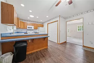 5390 Savannah Dr, Ashtabula, OH 44004 - Photo 12