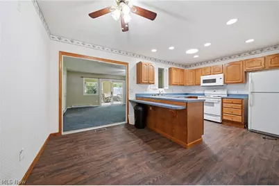 5390 Savannah Drive, Ashtabula, OH 44004 - Photo 8