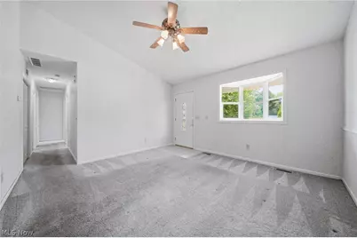 5390 Savannah Drive, Ashtabula, OH 44004 - Photo 4