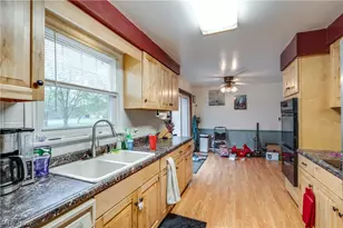 15390 Cenfield St NE, Alliance, OH 44601 - Photo 10