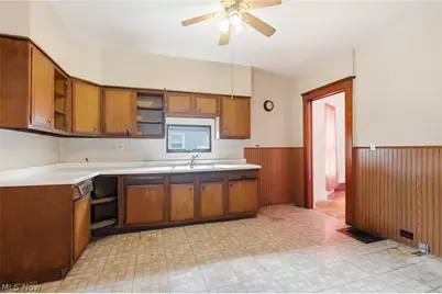5906 Bower Avenue, Loveland, OH 44127 - Photo 8