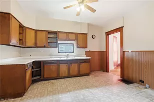 5906 Bower Ave, Loveland, OH 44127 - Photo 8